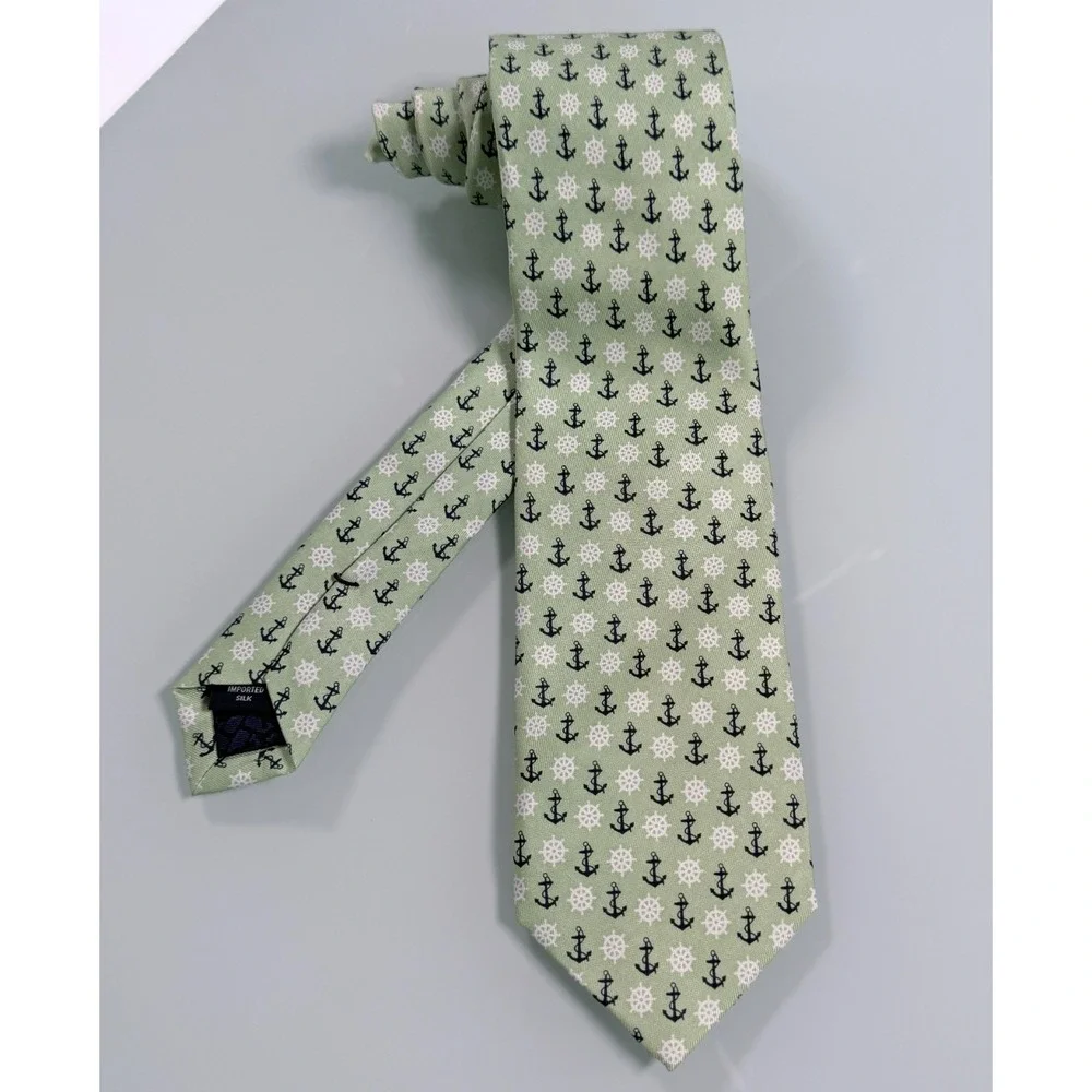 Vineyard Vines Silk Tie Standard 3' Width Light Green w/ Anchor Pattern Preppy